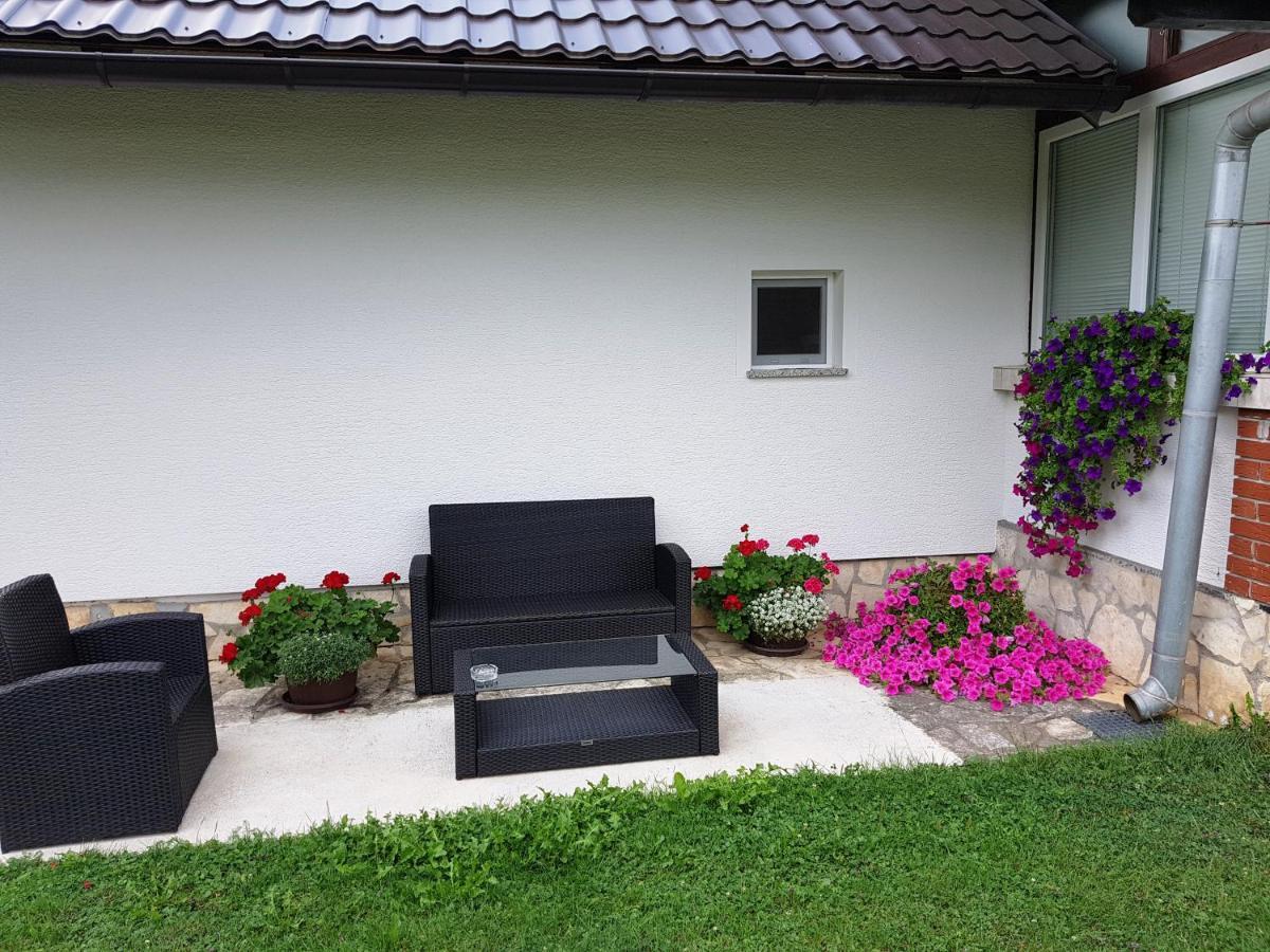 Apartments Sanja Rakovica Exteriér fotografie