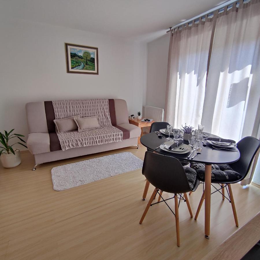 Apartments Sanja Rakovica Exteriér fotografie