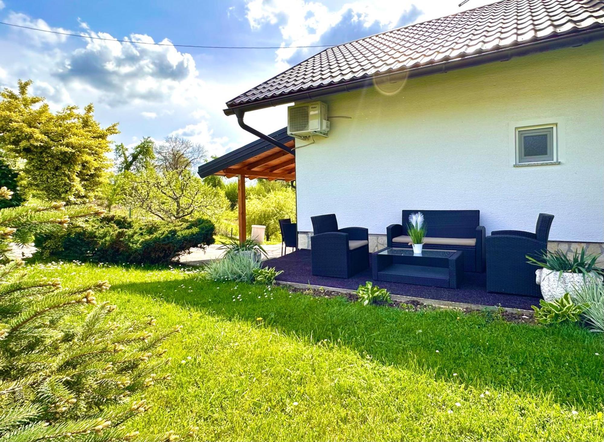 Apartments Sanja Rakovica Exteriér fotografie
